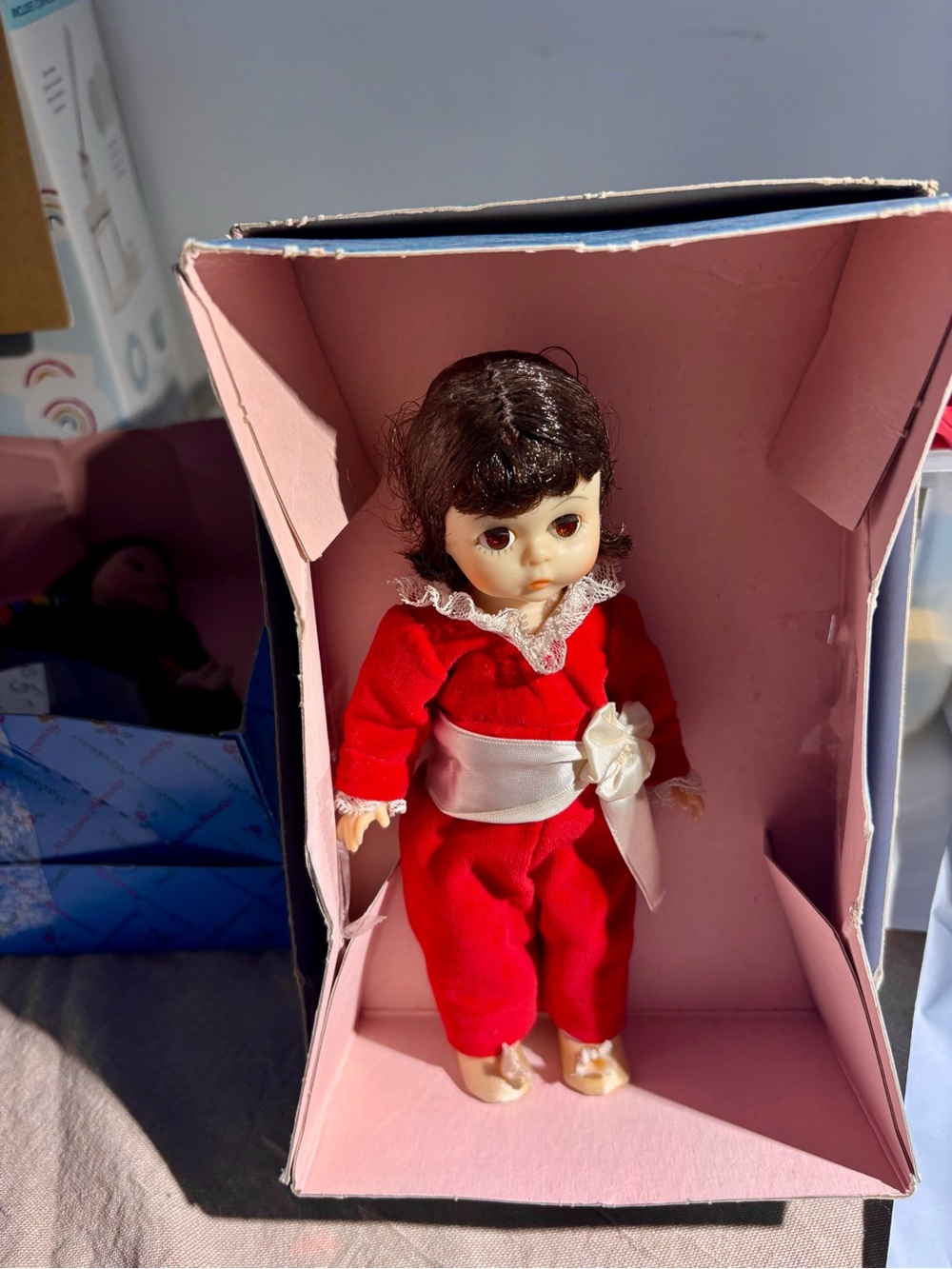 Madame Alexander 1983 Red Boy #440 Storyland Dolls